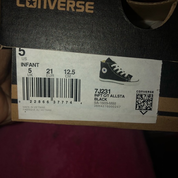 Hight-Top Converse (size 5 infant) - Picture 4 of 5